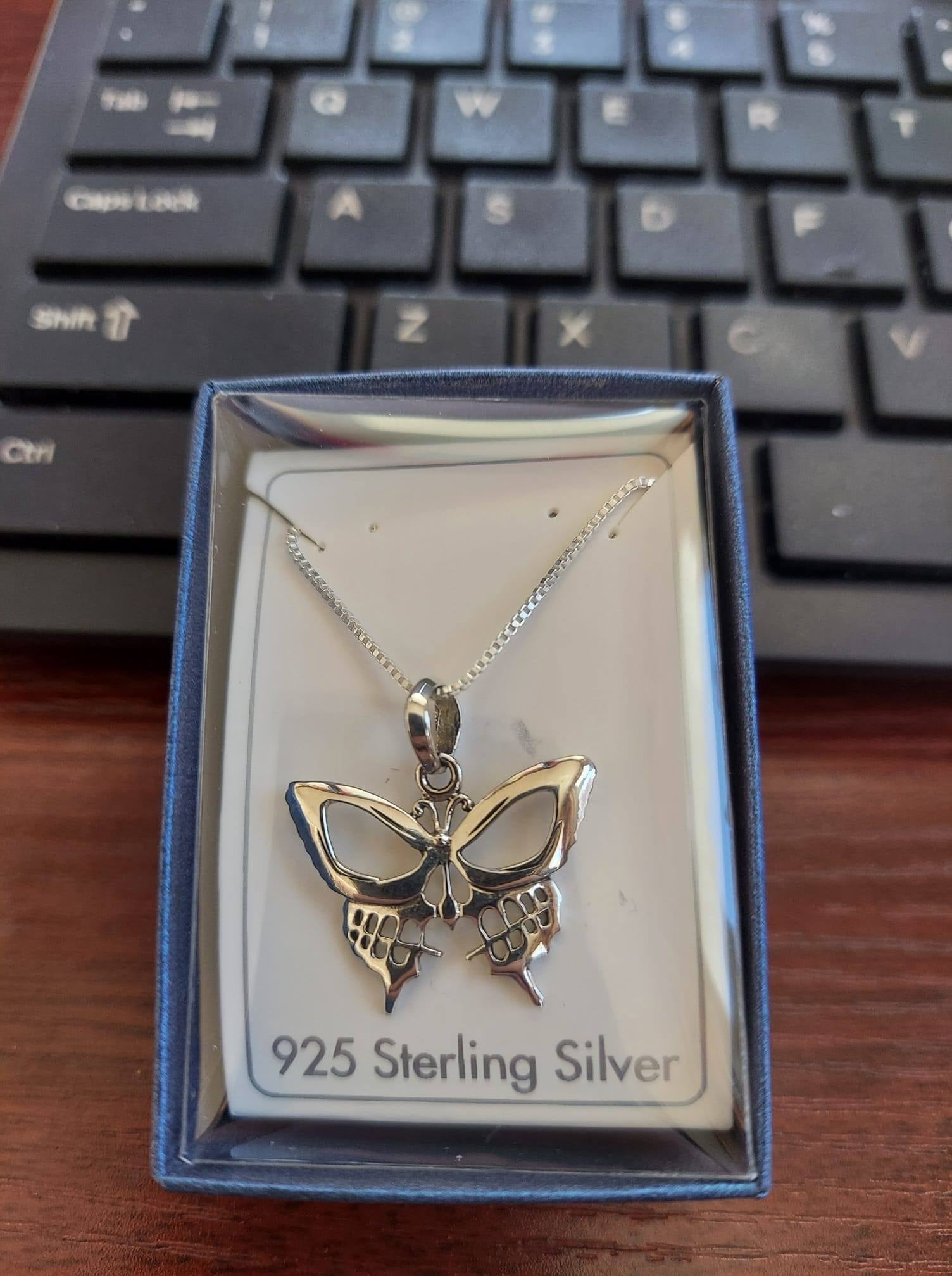 Just Love Skulls Silver Necklace